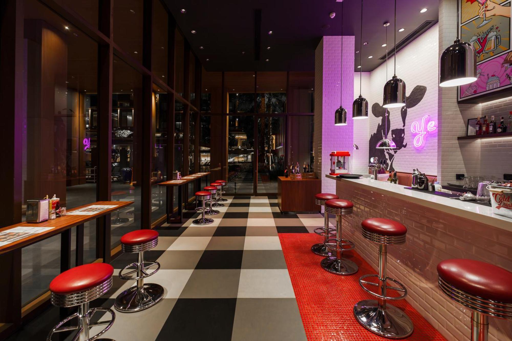 Courtyard By Marriott Bangkok Suvarnabhumi Airport Εξωτερικό φωτογραφία
