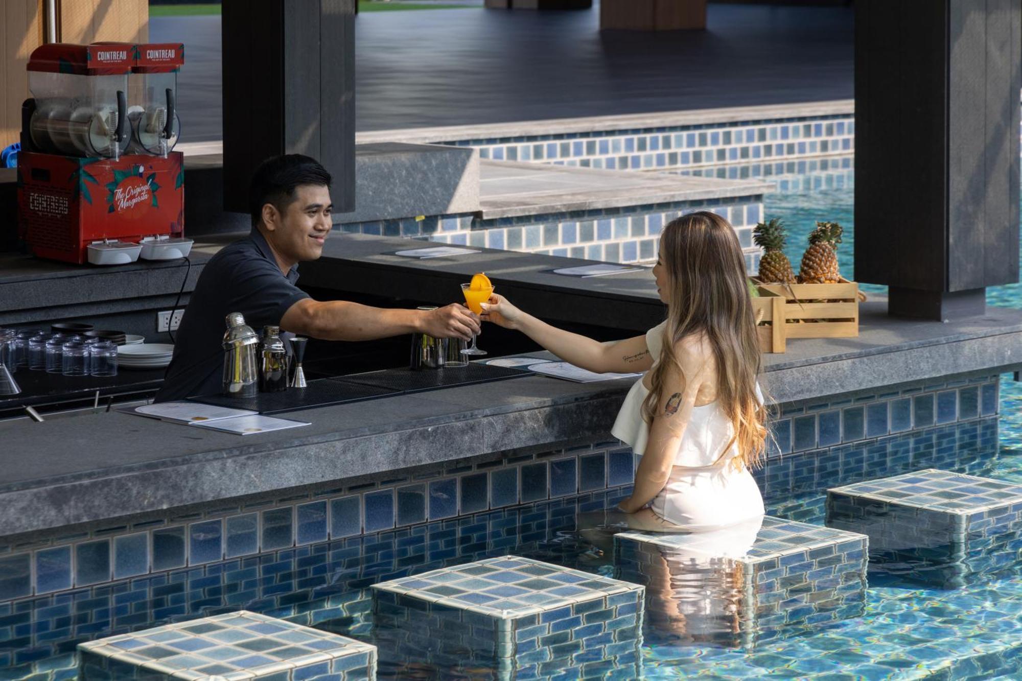 Courtyard By Marriott Bangkok Suvarnabhumi Airport Εξωτερικό φωτογραφία